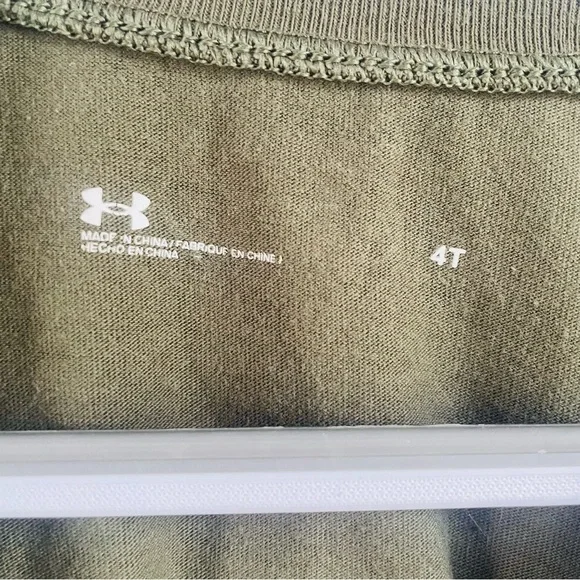 Under Armour Outfit - Picture 3 of 6